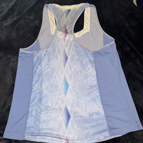 Snowflake Spirit Flow Tank - Picture 2 of 3